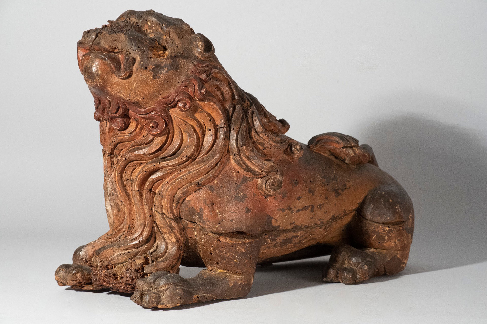 Italy (16th Century), Lion, carved wood with traces of color